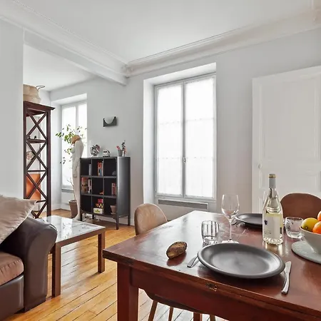 Charming Parisian Near Bastille By Guestready باريس
